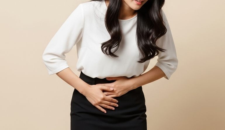 방광에 불편함을 느끼는 여성